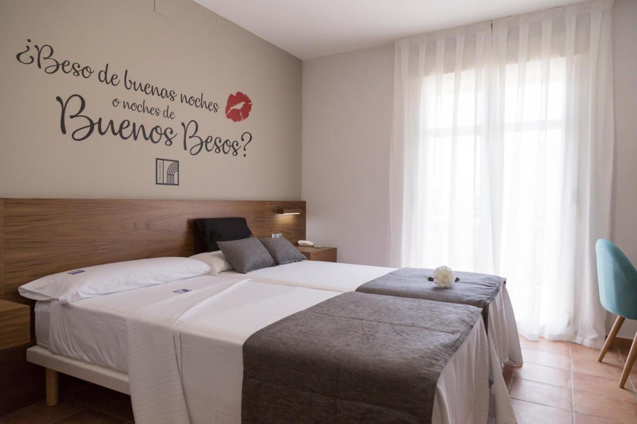 Hostal Pradaria Asador & Alojamiento Arcas Exteriér fotografie